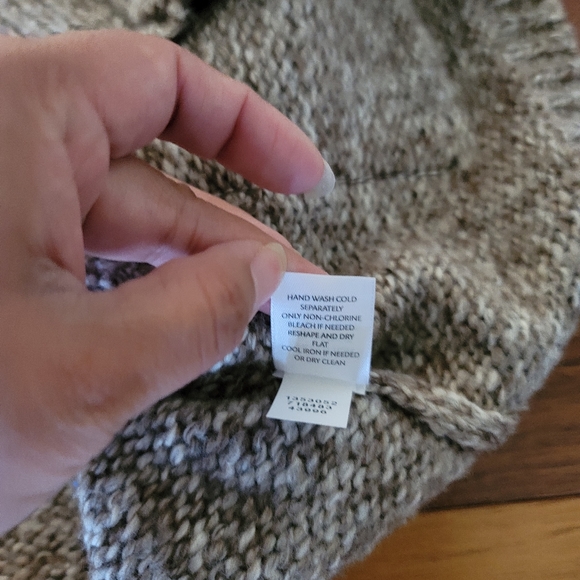 Pure J.Jill Oversized Sweater, Size M - Picture 11 of 14